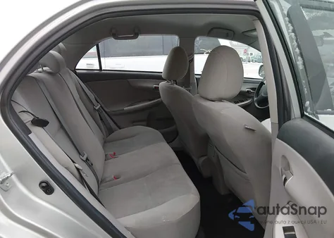 2012 Toyota Corolla Le z USA, uszkodzony, nr VIN 2T1BU4EE2CC802262